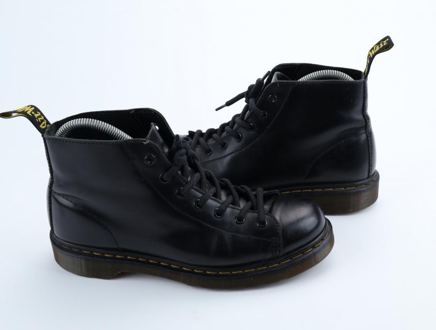 닥터마틴 클래식 블랙 워커 1460 8-Eye Boot Black(260±5mm)