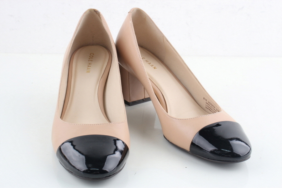 Cole haan store dawna pump